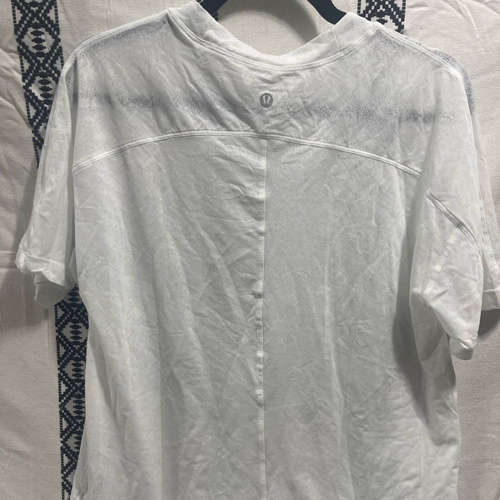 Lululemon white shirt